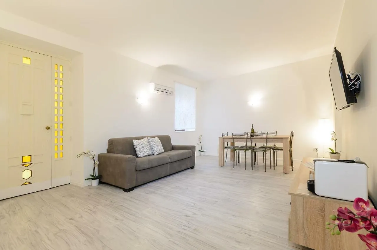 Holiday Home Taormina 2